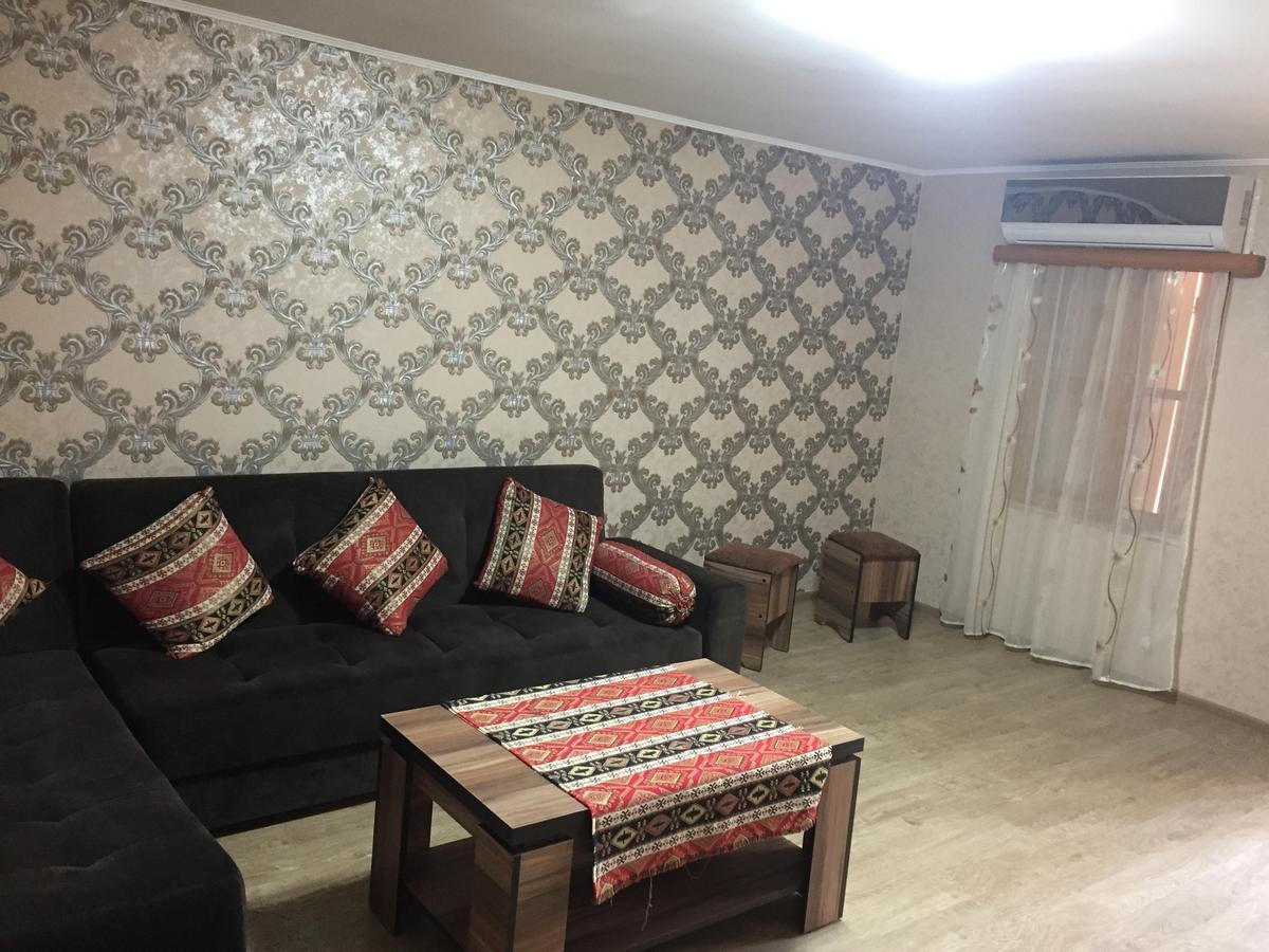 Old Yard Guest House Tbilisi Exterior foto